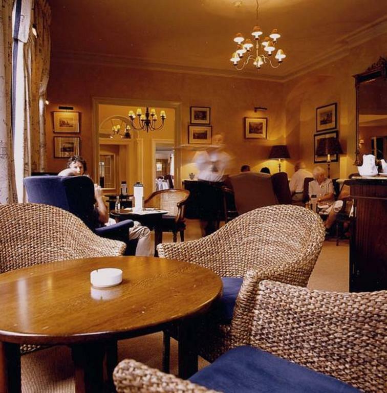 George Hotel By Greene King Inns 헌팅던 외부 사진